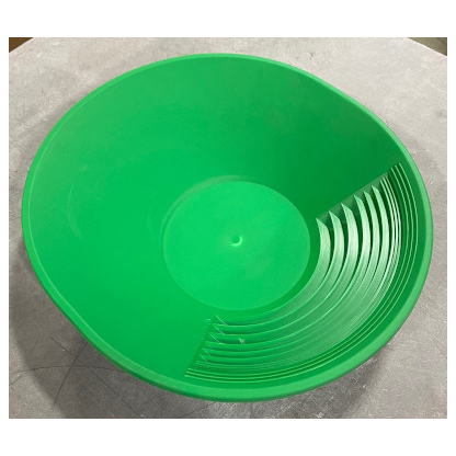 Green Oval Gold Pan 14.5"x13.25"